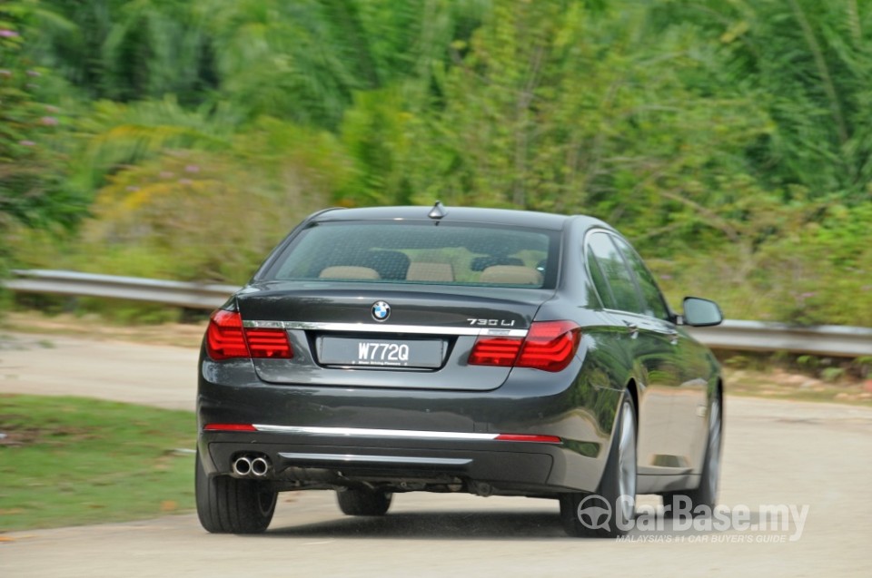BMW 7 Series F02 LCI (2013) Exterior