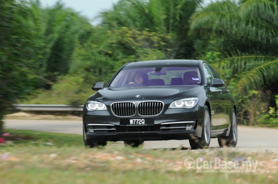 BMW 7 Series F02 LCI (2013) Exterior
