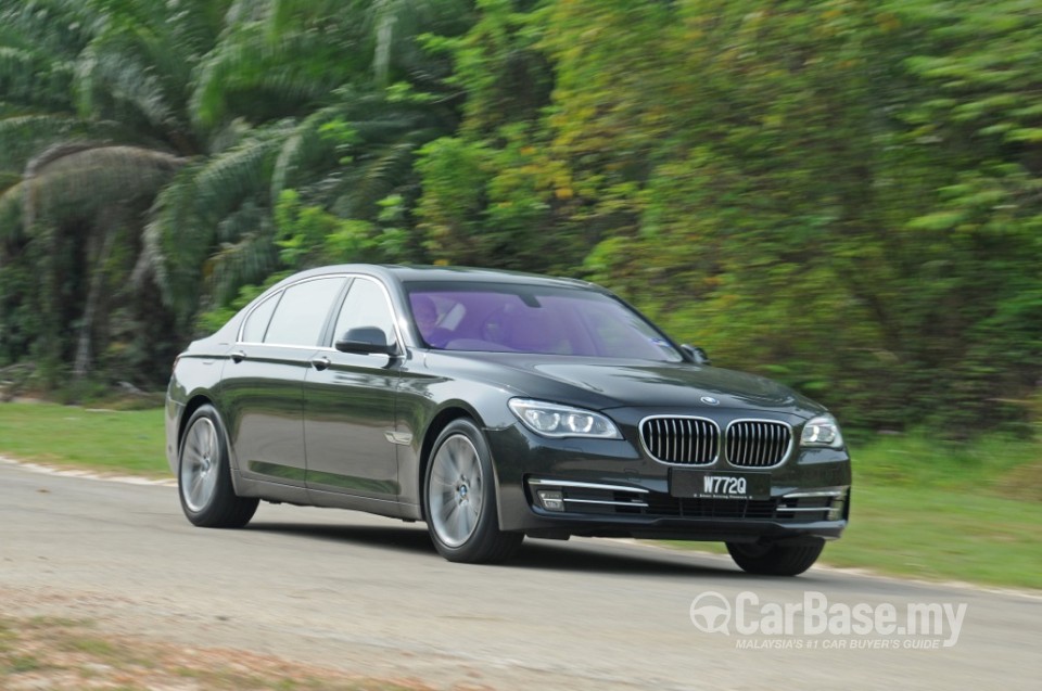 BMW 7 Series F02 LCI (2013) Exterior