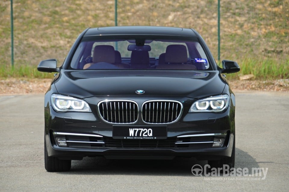 BMW 7 Series F02 LCI (2013) Exterior