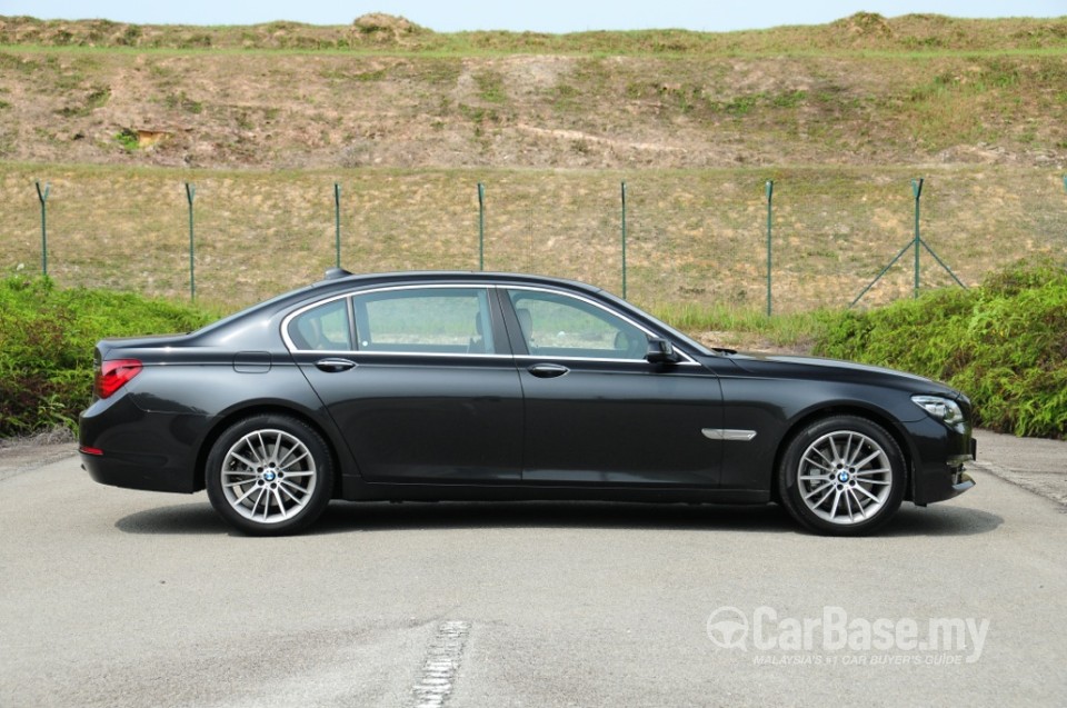 BMW 7 Series F02 LCI (2013) Exterior