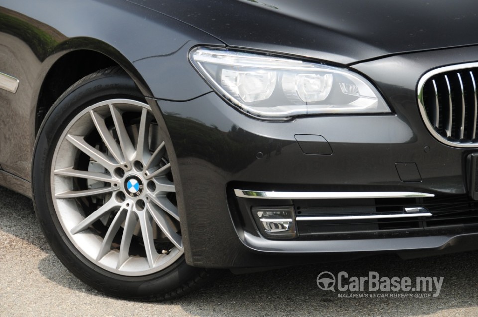 BMW 7 Series F02 LCI (2013) Exterior