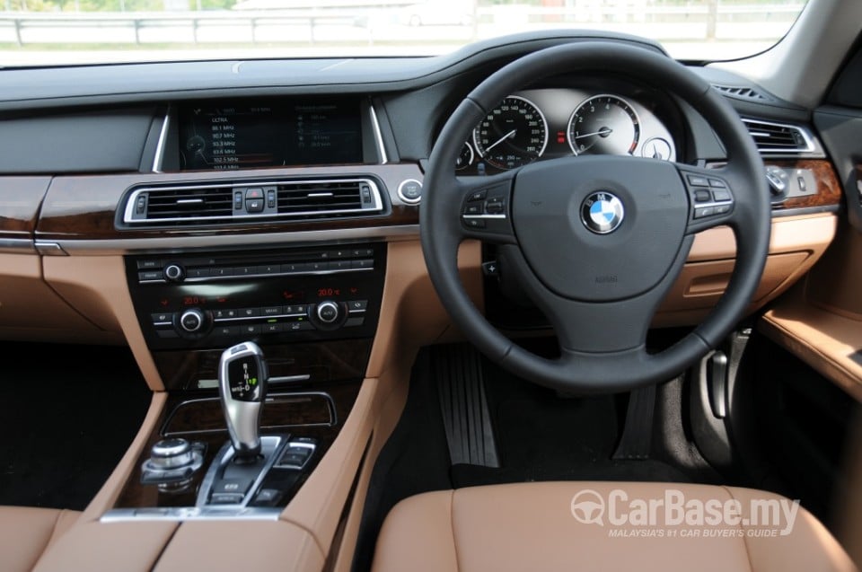 BMW 7 Series F02 LCI (2013) Interior