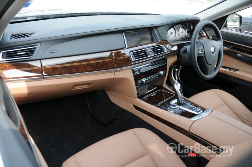 BMW 7 Series F02 LCI (2013) Interior