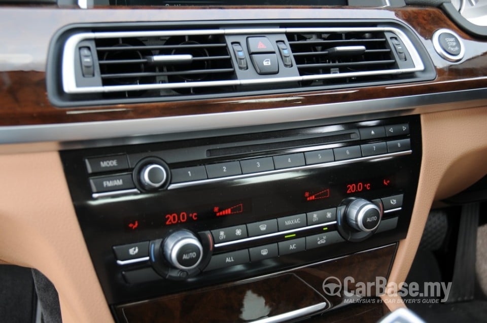 BMW 7 Series F02 LCI (2013) Interior