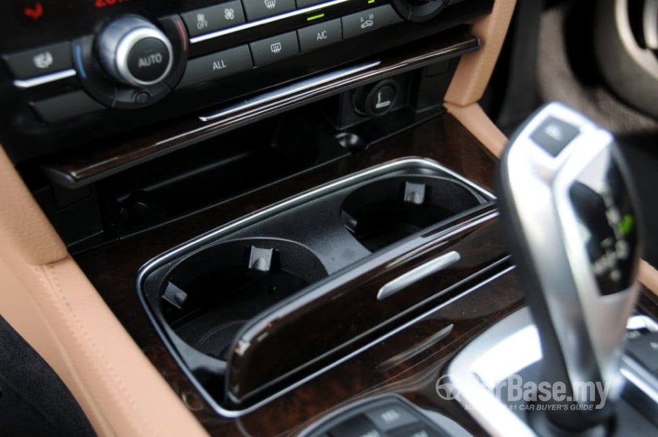 BMW 7 Series F02 LCI (2013) Interior