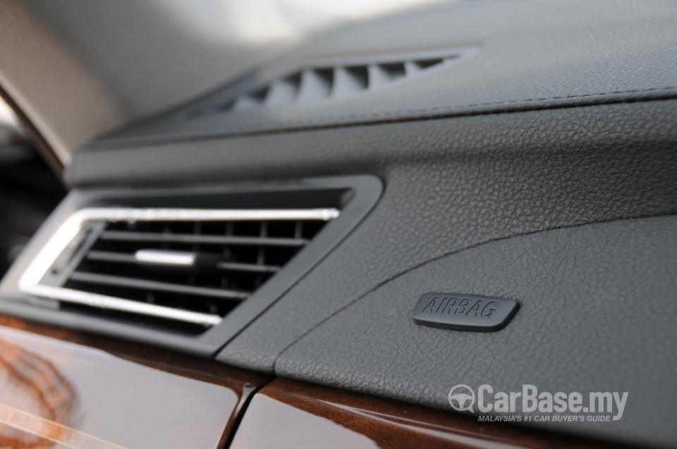 BMW 7 Series F02 LCI (2013) Interior