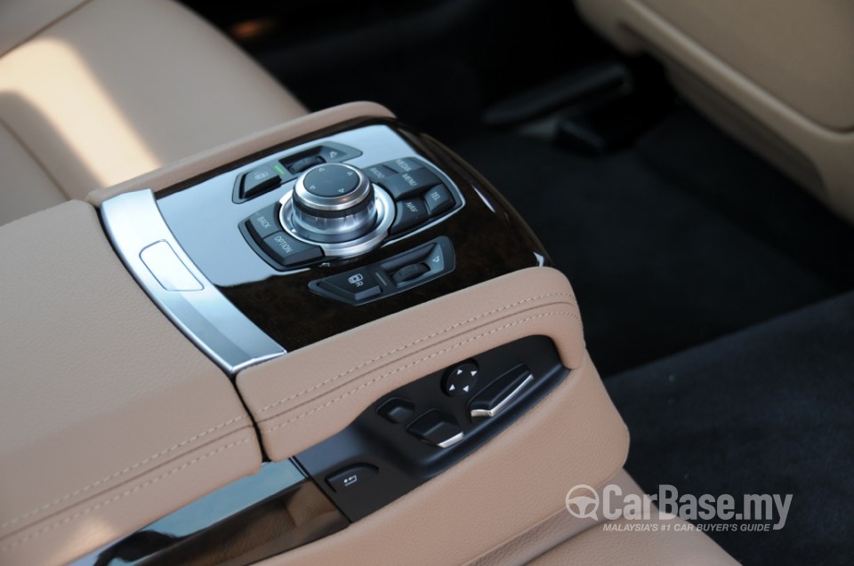 BMW 7 Series F02 LCI (2013) Interior