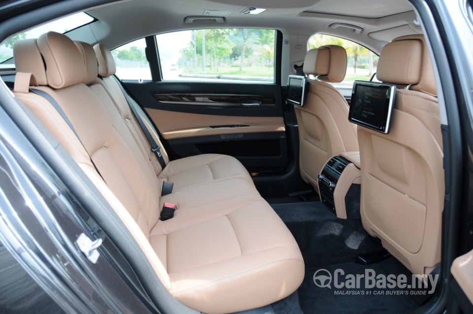 BMW 7 Series F02 LCI (2013) Interior