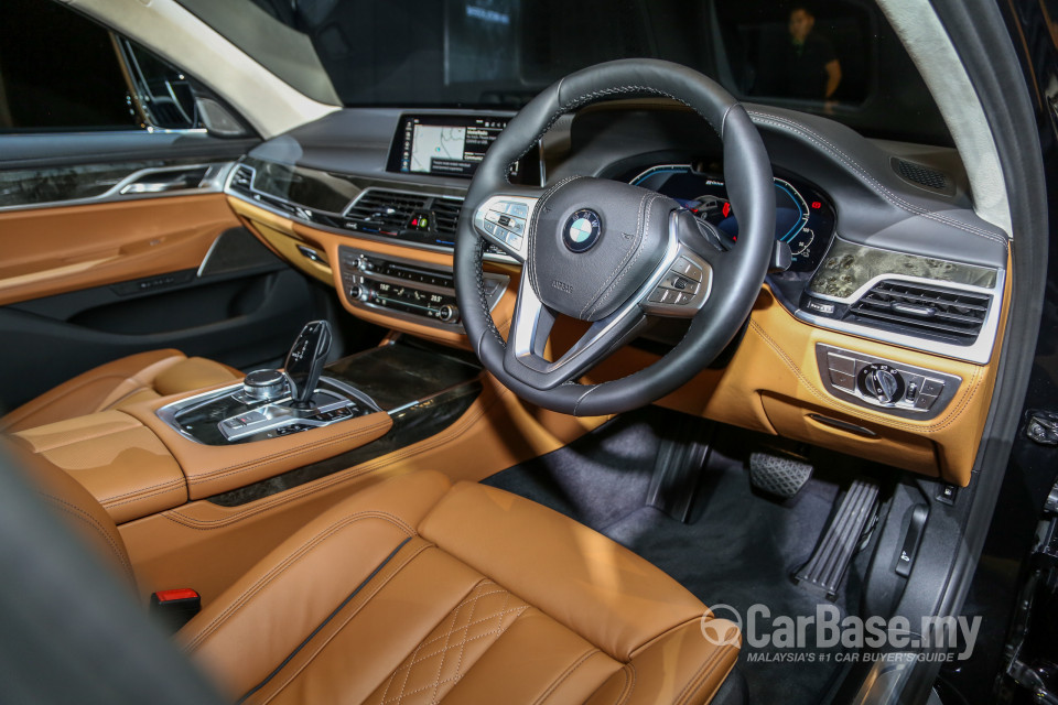 BMW 7 Series G12 LCI (2019) Interior