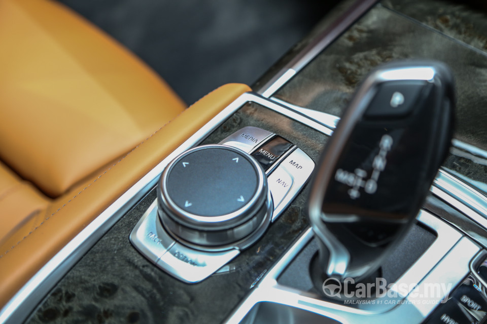 BMW 7 Series G12 LCI (2019) Interior