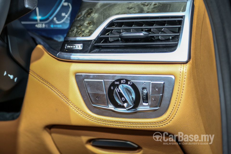 BMW 7 Series G12 LCI (2019) Interior