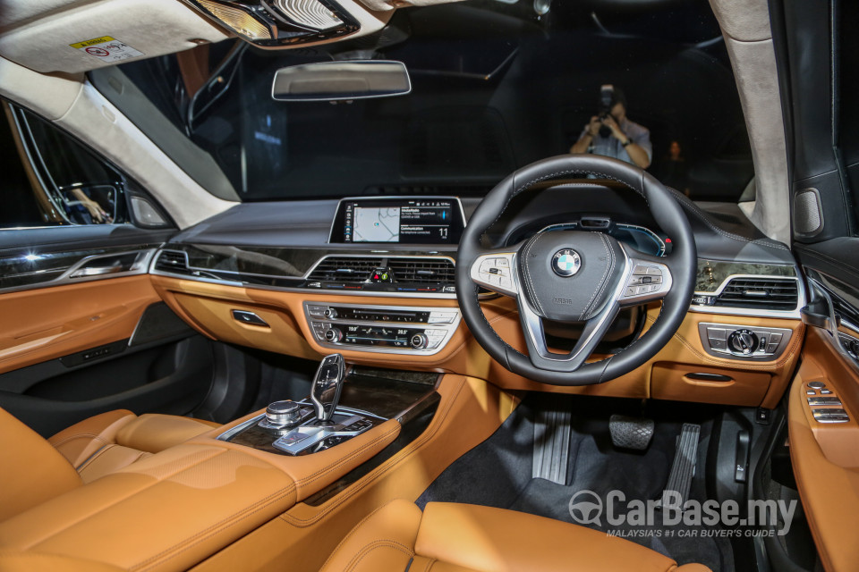 BMW 7 Series G12 LCI (2019) Interior
