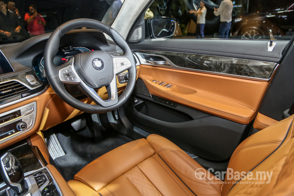 BMW 7 Series G12 LCI (2019) Interior