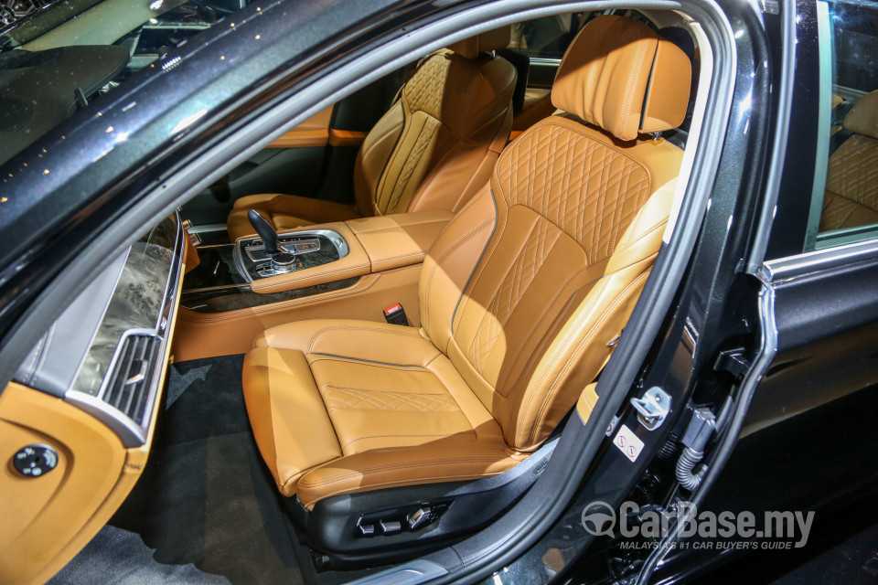 BMW 7 Series G12 LCI (2019) Interior