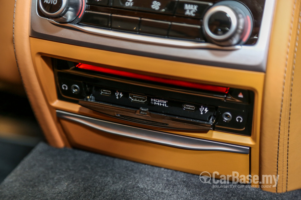 BMW 7 Series G12 LCI (2019) Interior