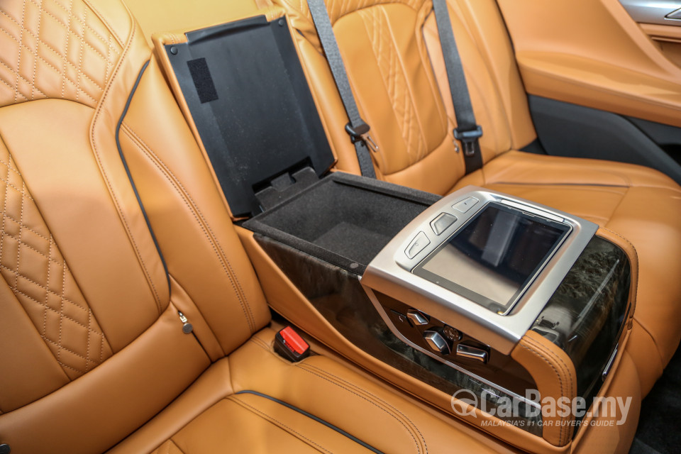 BMW 7 Series G12 LCI (2019) Interior