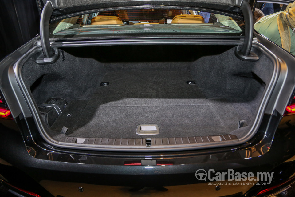 BMW 7 Series G12 LCI (2019) Interior