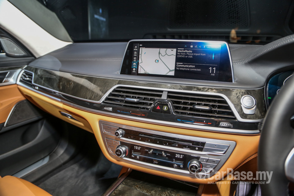 BMW 7 Series G12 LCI (2019) Interior