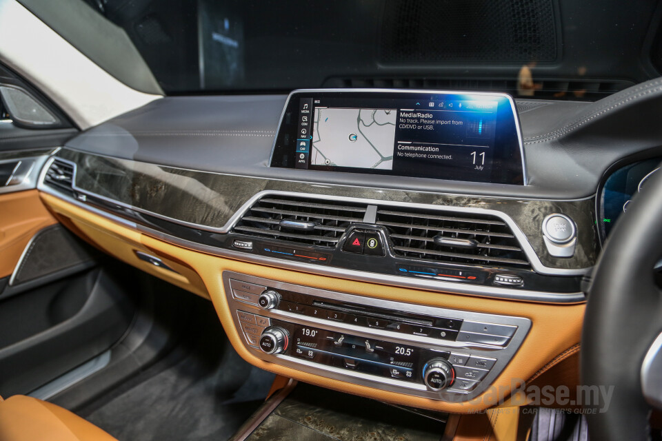 Mercedes-Benz SLC R172 Facelift (2016) Interior