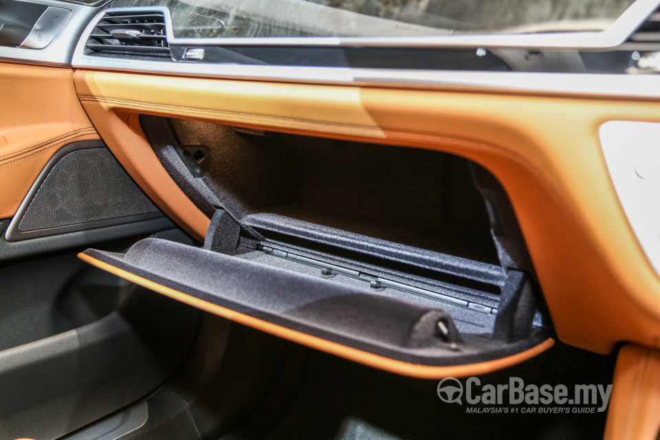 BMW 7 Series G12 LCI (2019) Interior