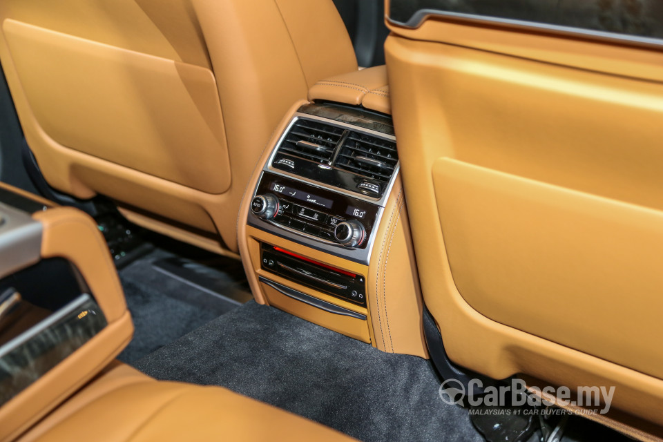 BMW 7 Series G12 LCI (2019) Interior