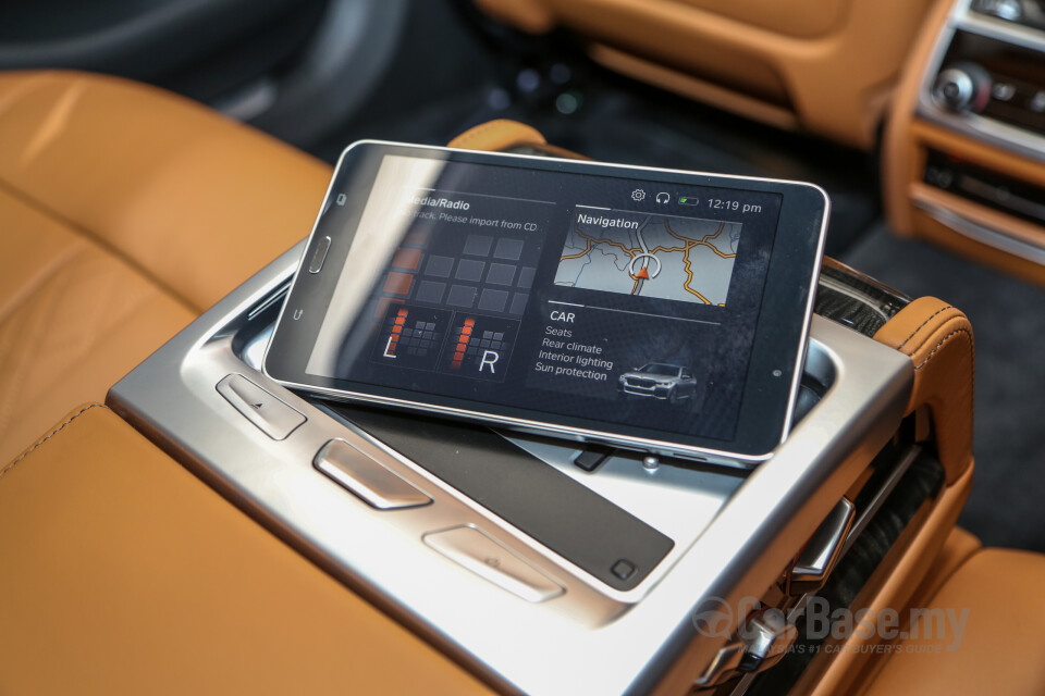 Audi A4 B9 (2016) Interior