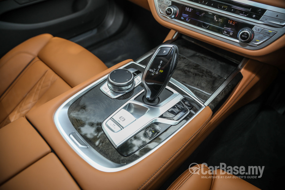 BMW 7 Series G12 LCI (2019) Interior