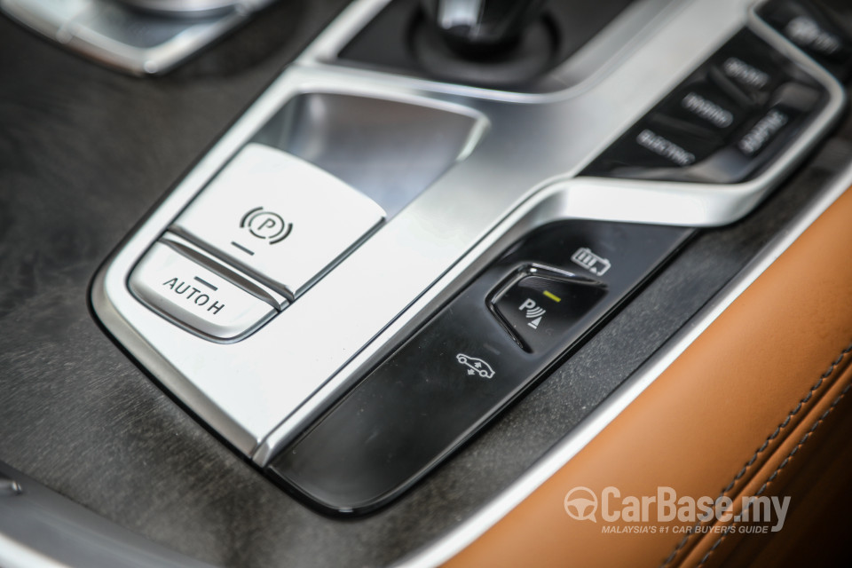BMW 7 Series G12 LCI (2019) Interior