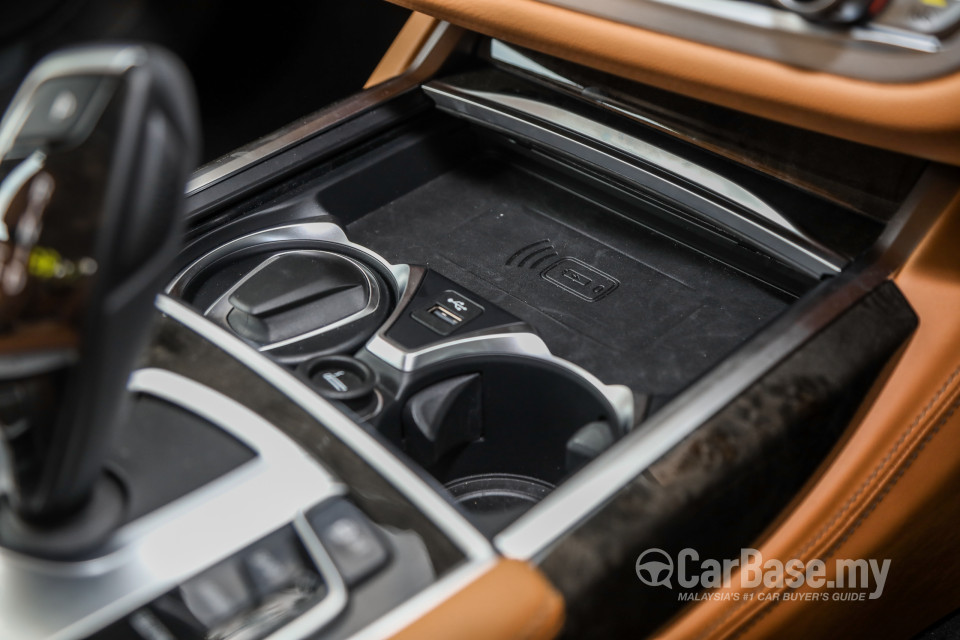 BMW 7 Series G12 LCI (2019) Interior