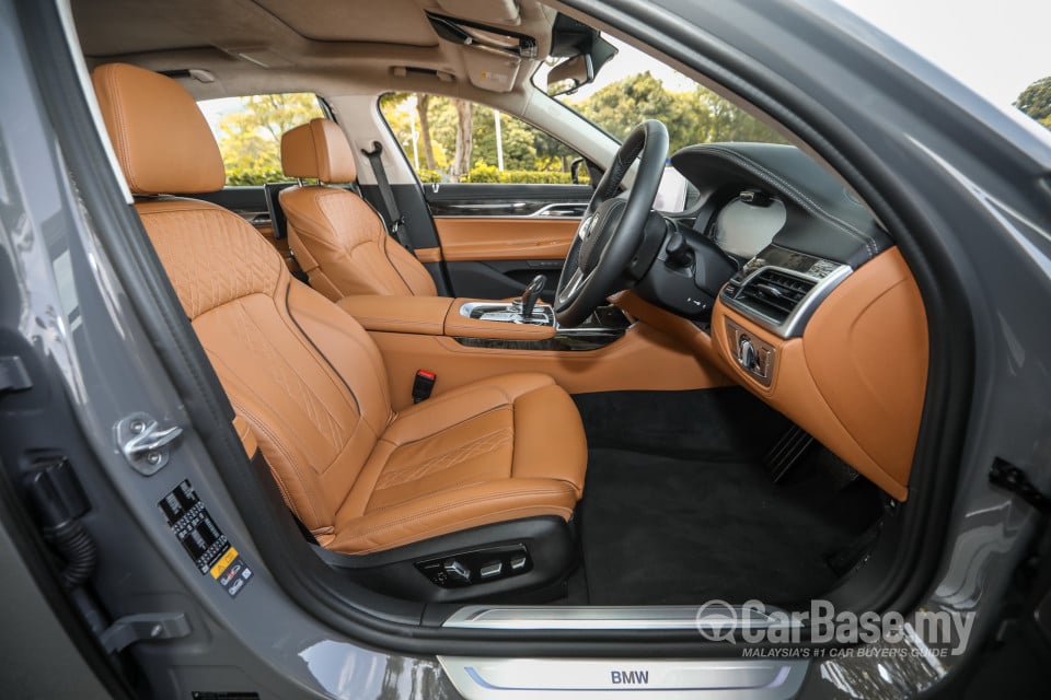 BMW 7 Series G12 LCI (2019) Interior