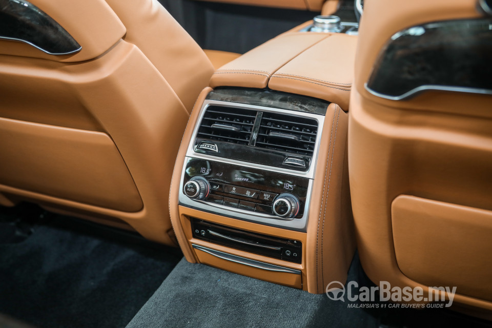 BMW 7 Series G12 LCI (2019) Interior