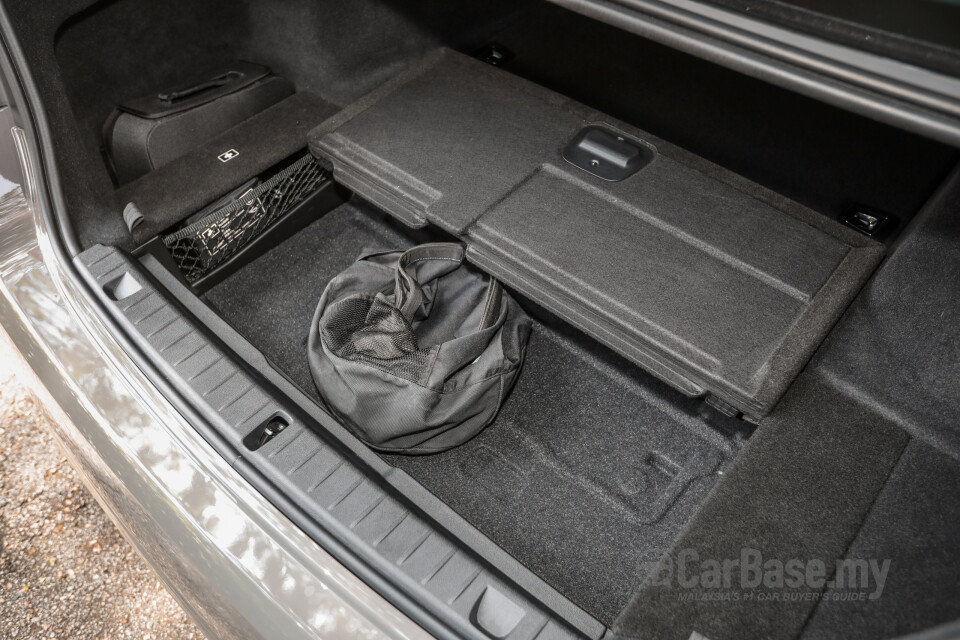 Audi A4 B9 (2016) Interior