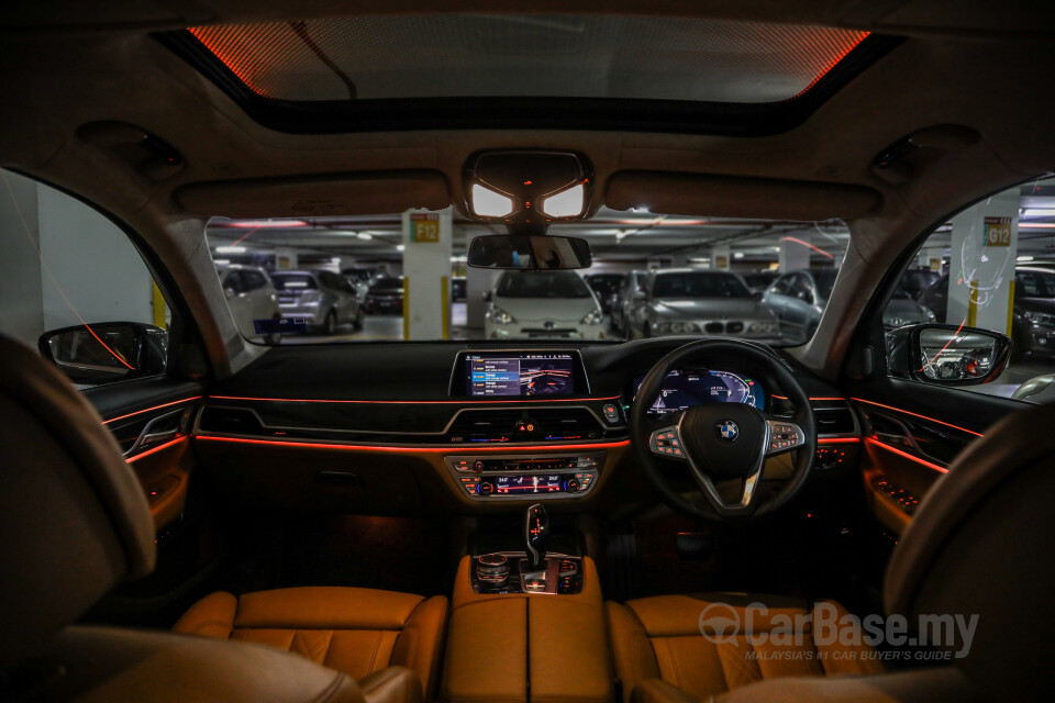 BMW i4 G26 (2022) Interior