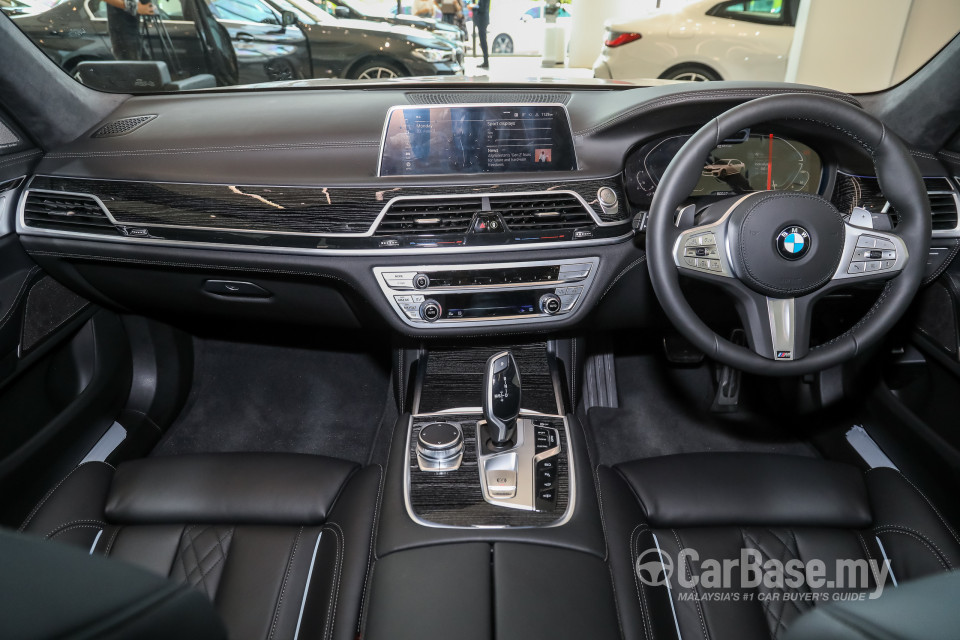 BMW 7 Series G12 LCI (2019) Interior