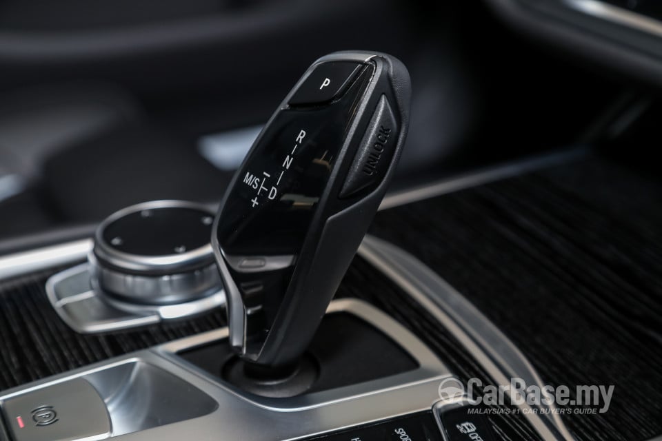 BMW 7 Series G12 LCI (2019) Interior