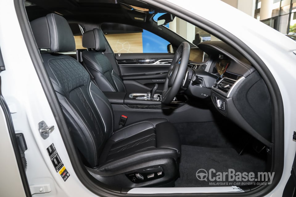 BMW 7 Series G12 LCI (2019) Interior