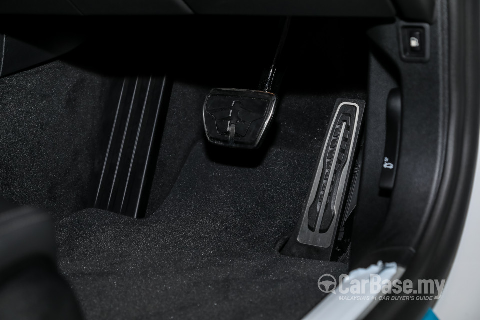 BMW 7 Series G12 LCI (2019) Interior