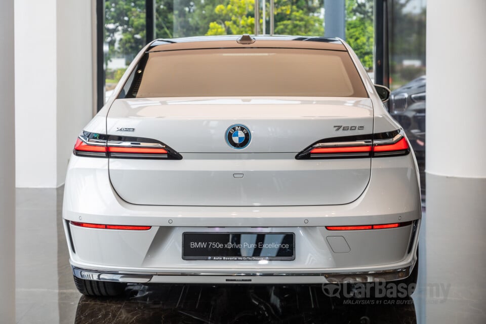 BMW 7 Series G70 (2023) Exterior