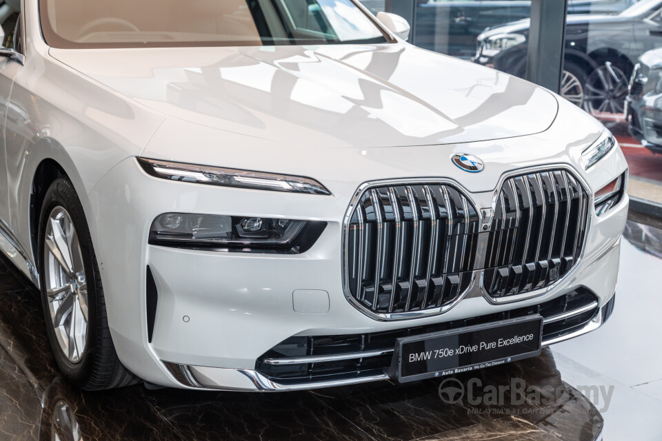 BMW 7 Series G70 (2023) Exterior