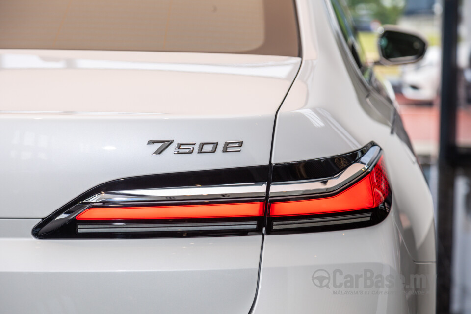 BMW 7 Series G70 (2023) Exterior