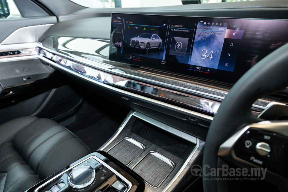BMW 7 Series G70 (2023) Interior