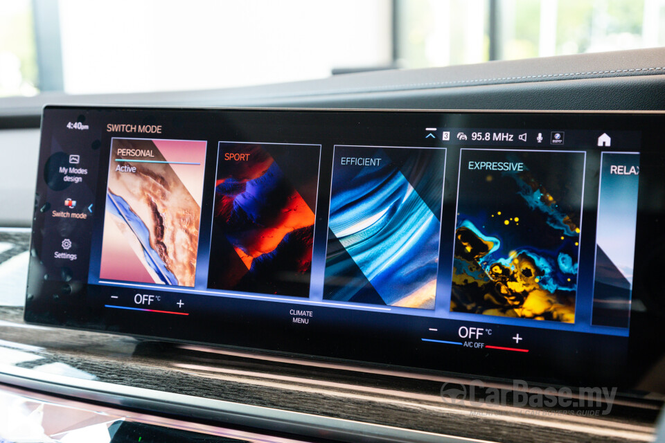 BMW 7 Series G70 (2023) Interior