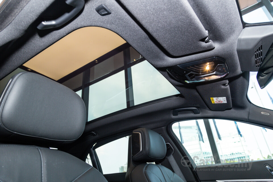 BMW 7 Series G70 (2023) Interior