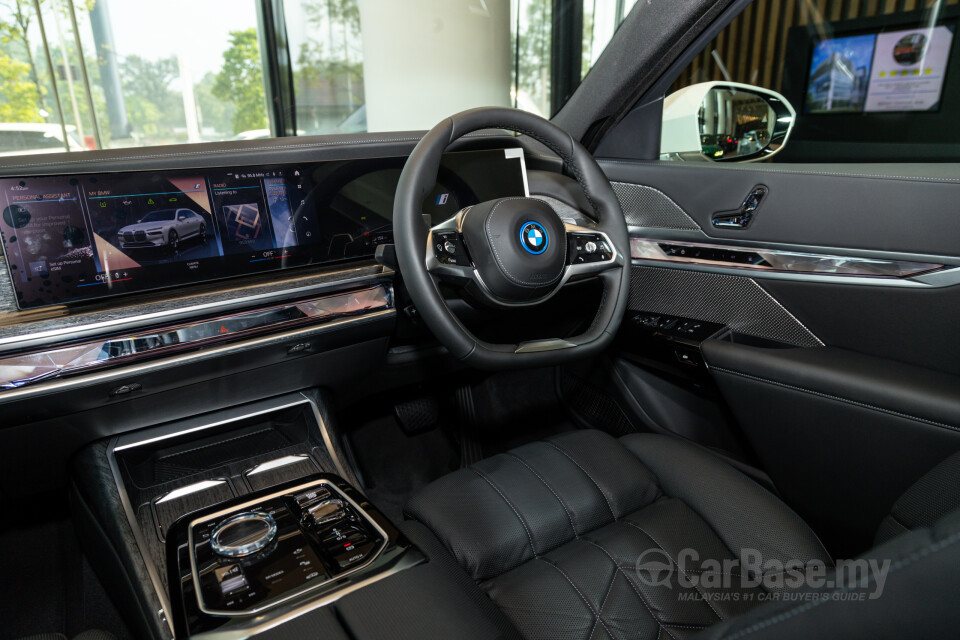BMW 7 Series G70 (2023) Interior