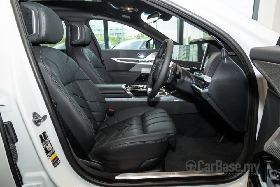 BMW 7 Series G70 (2023) Interior