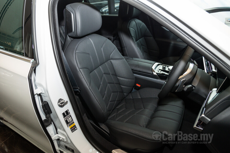 BMW 7 Series G70 (2023) Interior