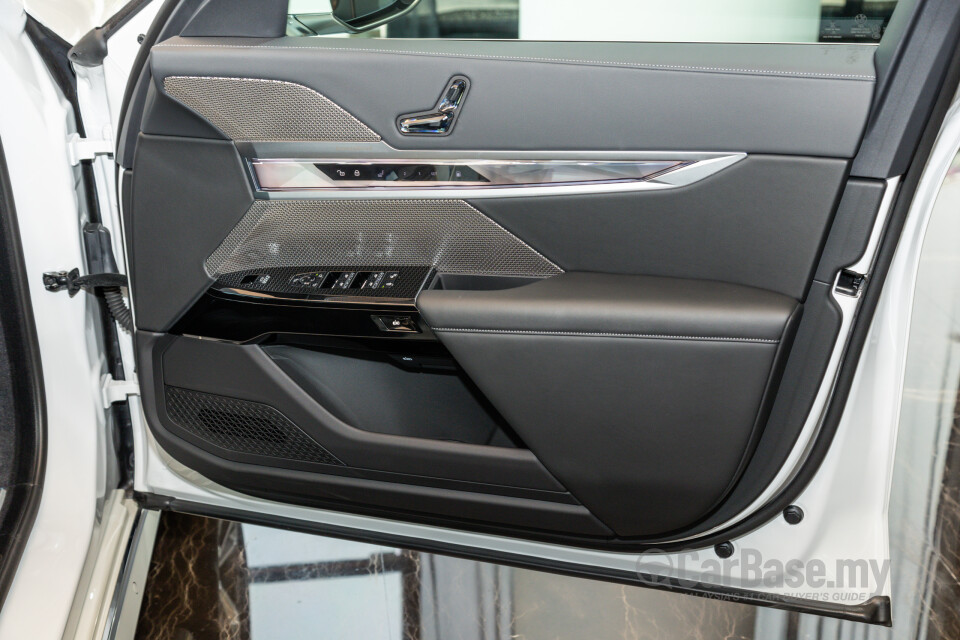 BMW 7 Series G70 (2023) Interior