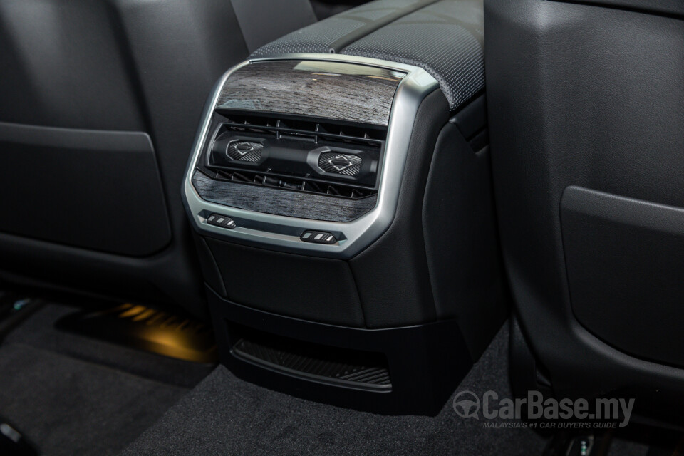 BMW 7 Series G70 (2023) Interior