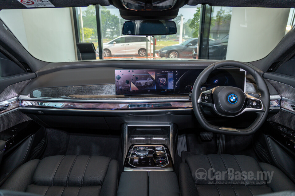 BMW 7 Series G70 (2023) Interior